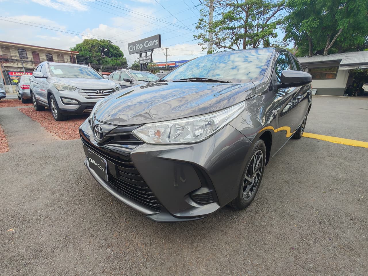 Toyota Yaris E 2023 Automático 4x2